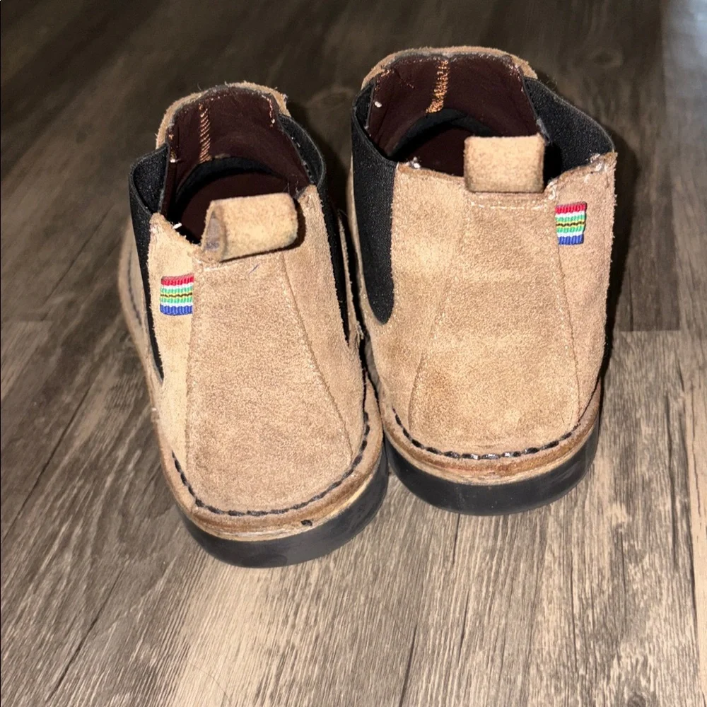 Veldskoen unisex Chelsea safari suede ankle pull on - men’s 7 woman’s 8.5